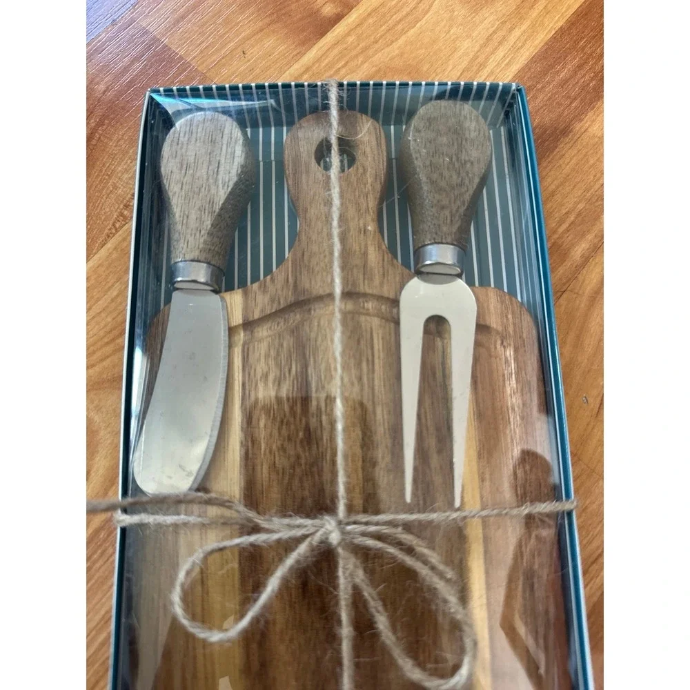 Acacia wood cheese board and‎ knife set